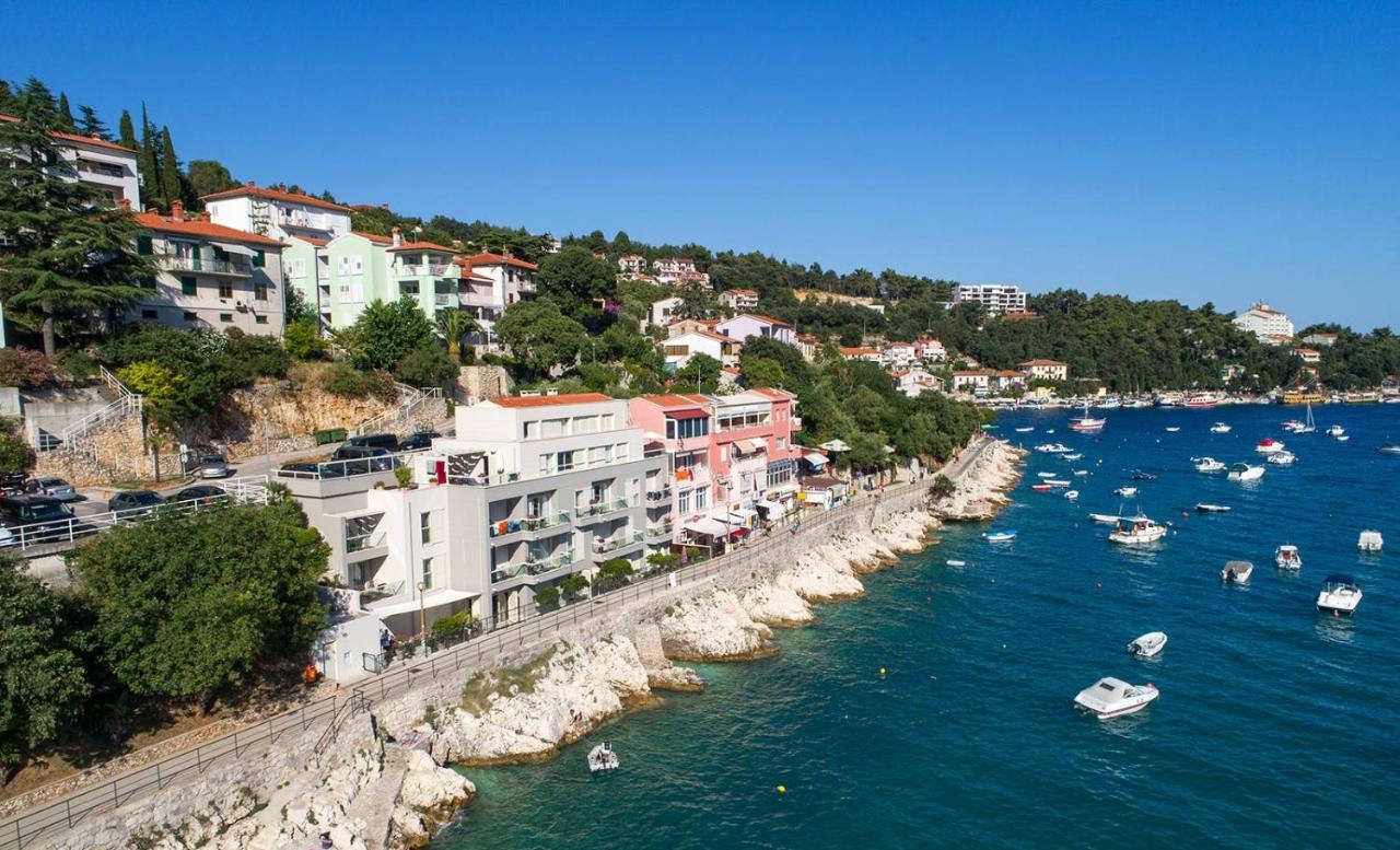 Irene Apartment By The Sea - Privat Parking Rabac Exterior foto